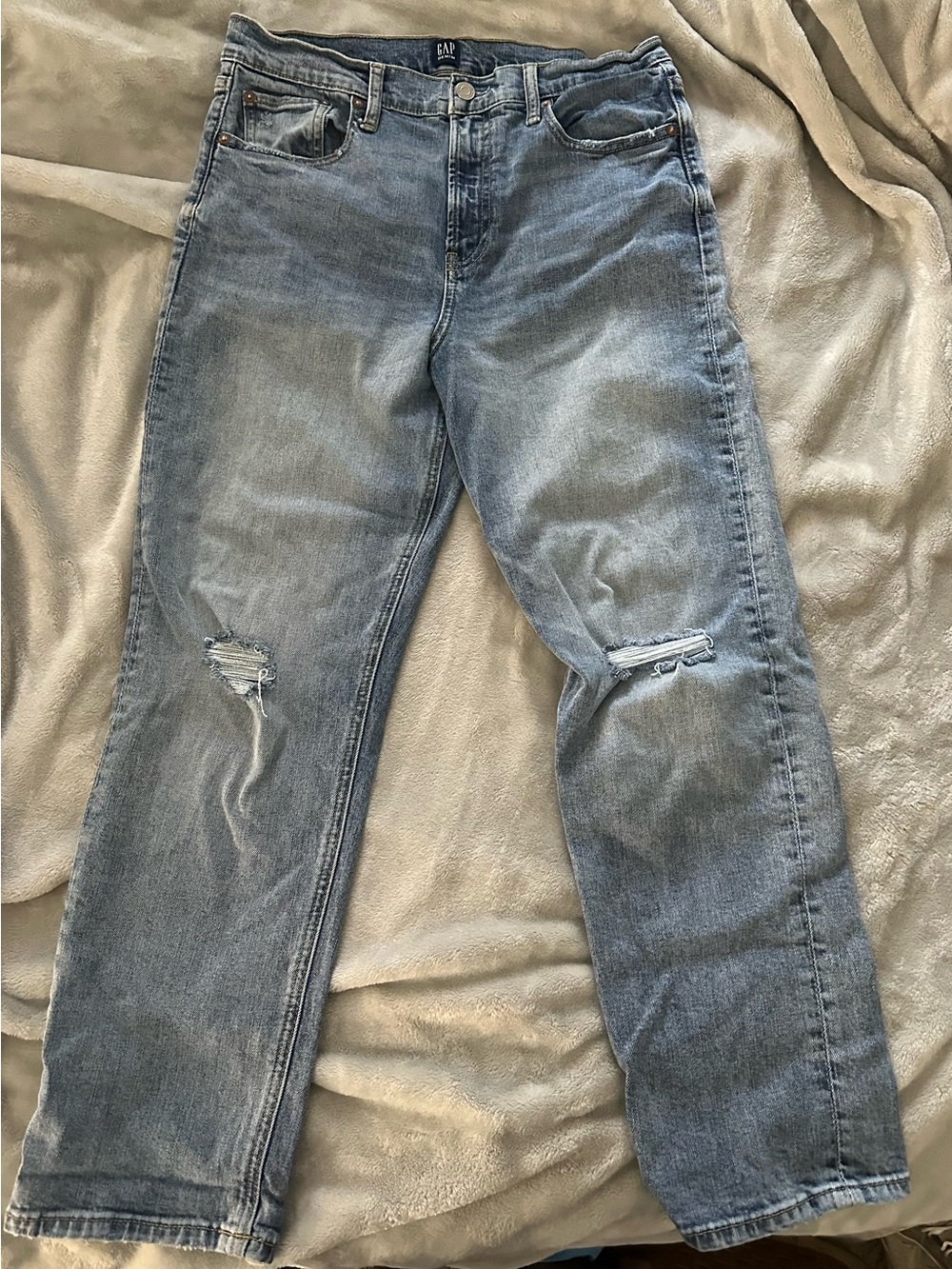 GAP Women’s Straight Leg Light Blue Distressed Jeans